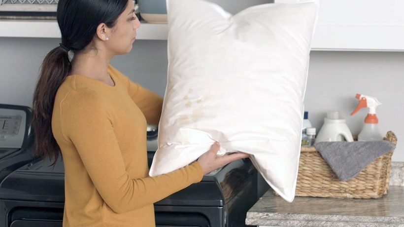 Shredded Memory Foam Pillows vs. Solid Core: A Complete Guide