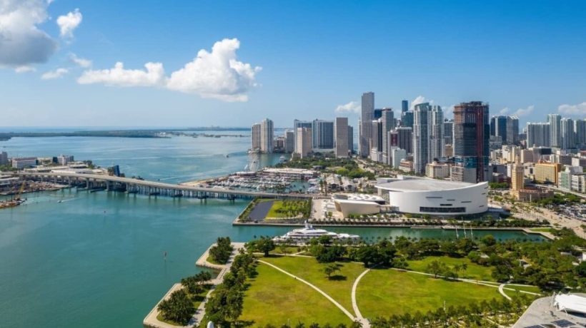 Miami Tourist Hub – Book, Plan & Experience