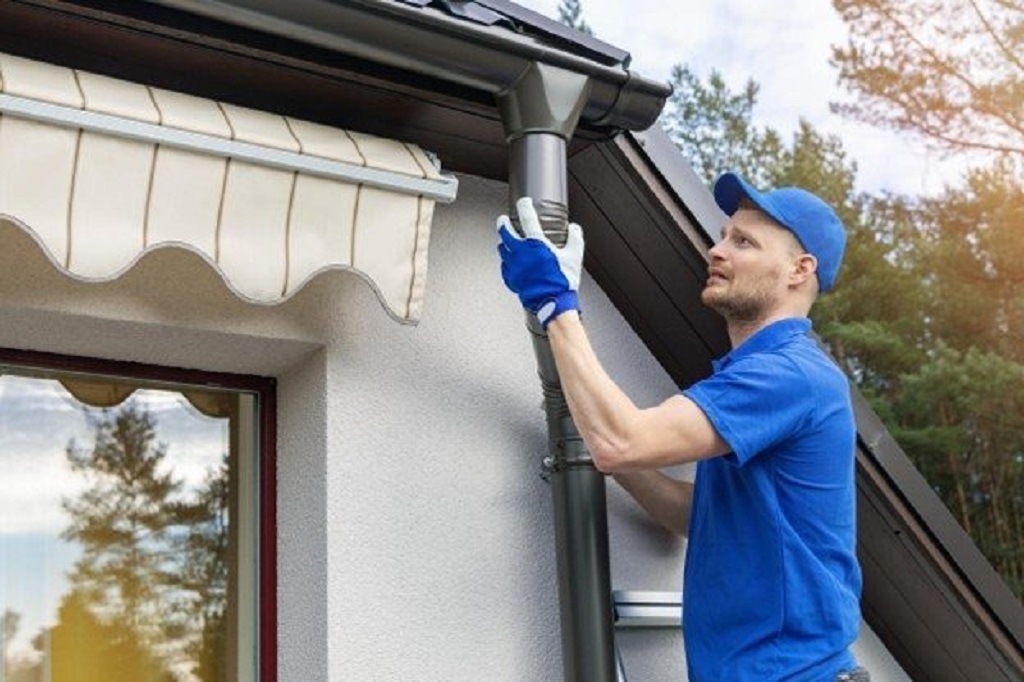 Are seamless gutters worth the extra cost